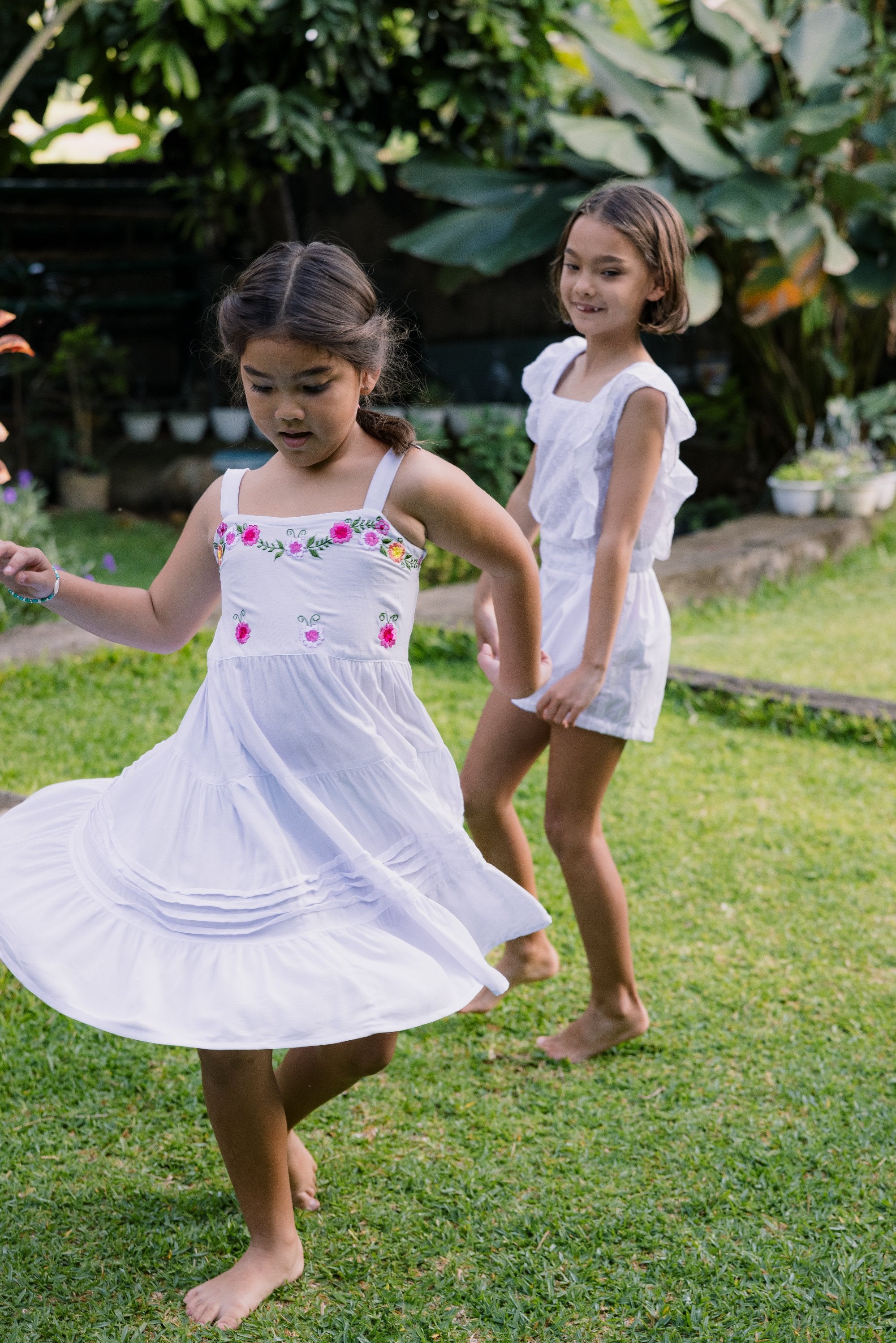 comp_EOSR5419 - Indigo Kids