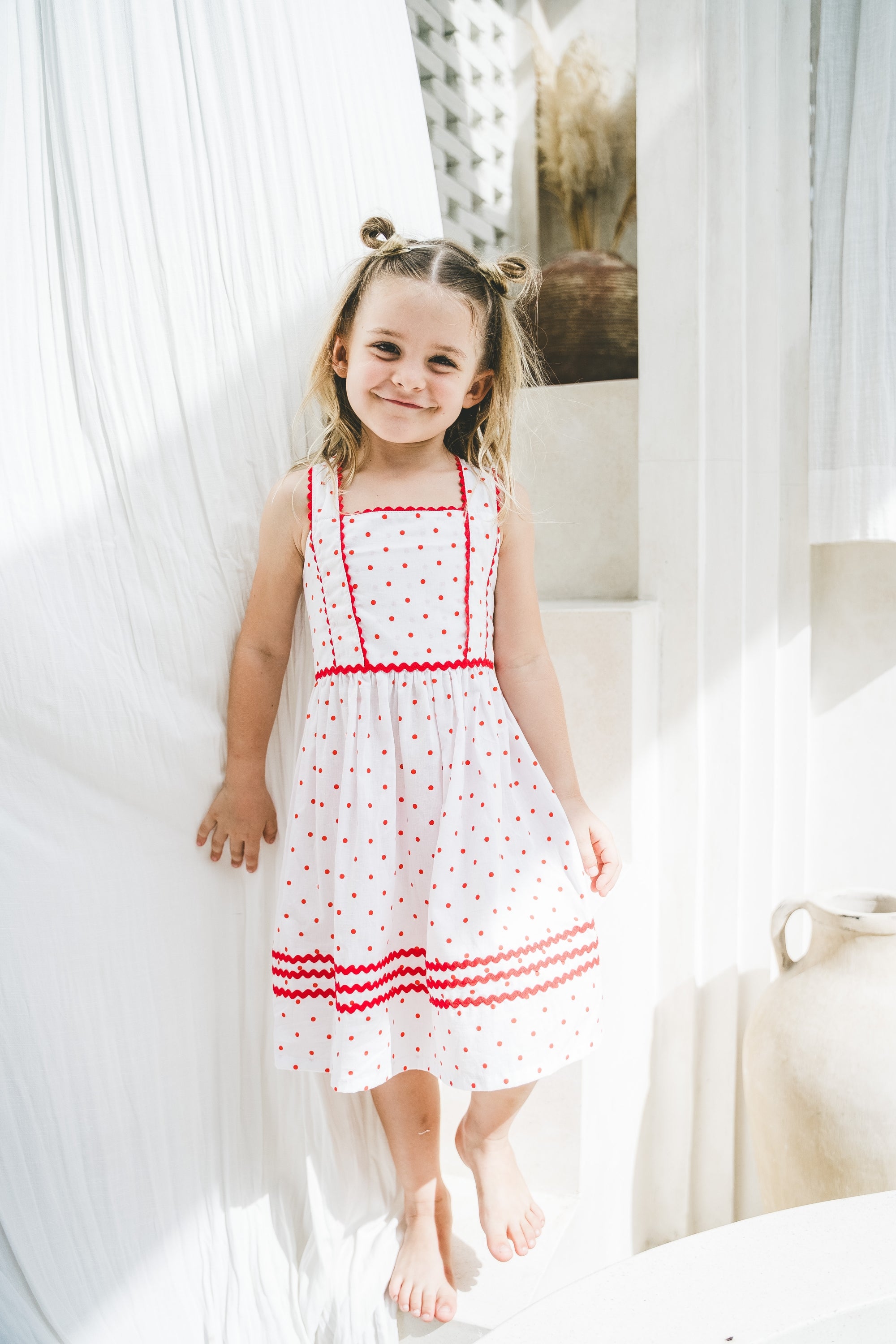 frankston-dress-in-red-polkadot